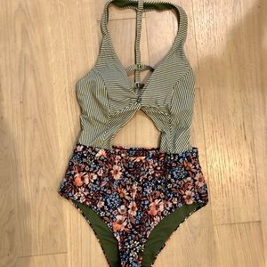 Nordstrom one piece swimsuit
